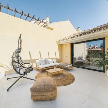 Sale of penthouse in Bel Air