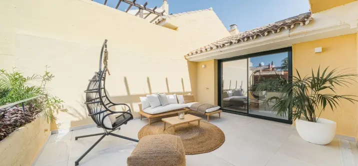 Sale of penthouse in Bel Air 3