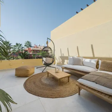 Sale of penthouse in Bel Air