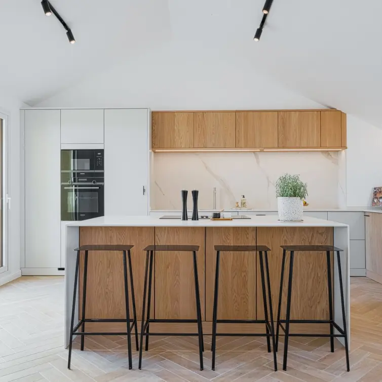 Sale of penthouse in Bel Air