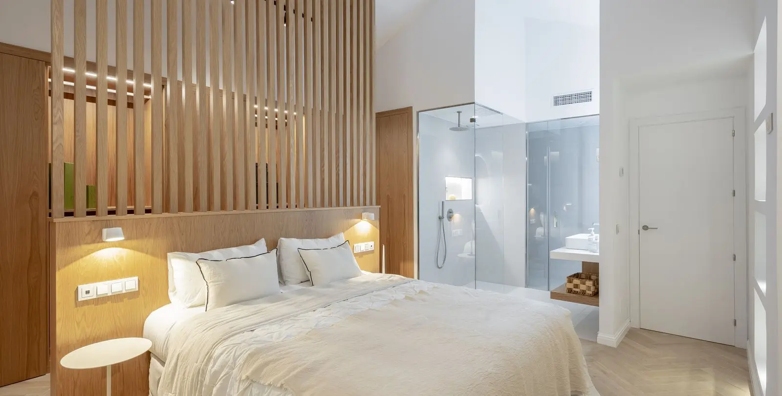 Sale of penthouse in Bel Air 26