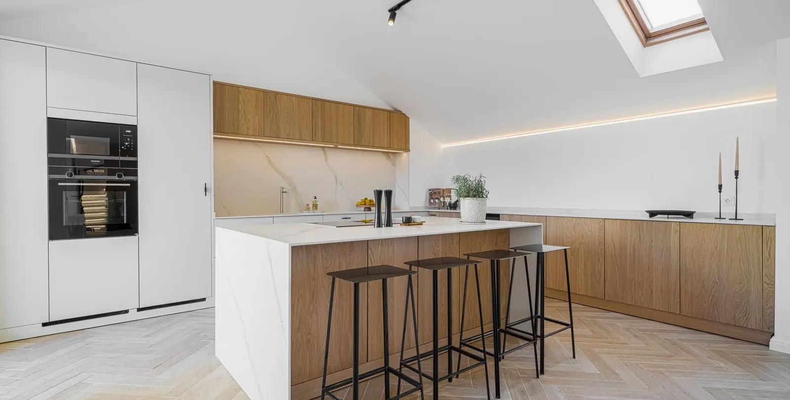 Sale of penthouse in Bel Air 29