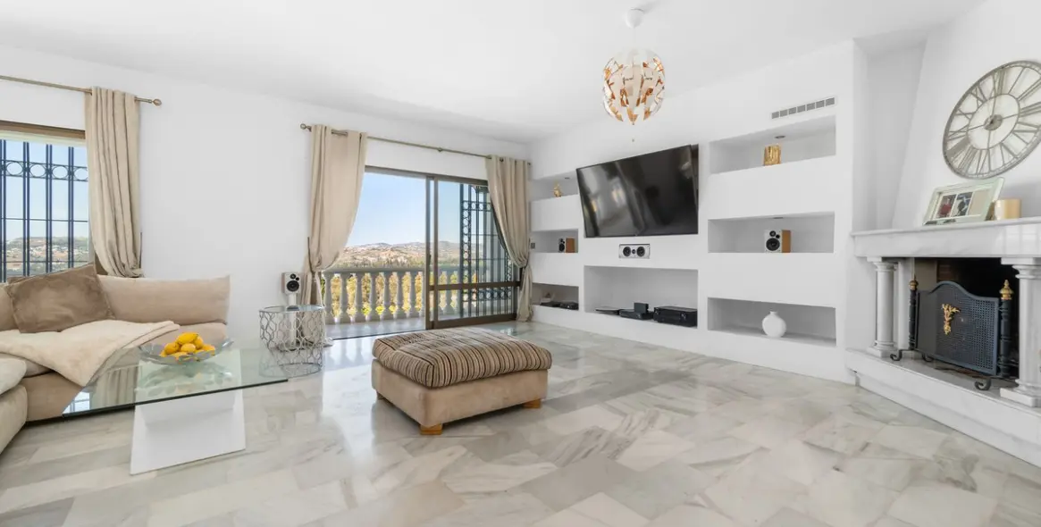 Продажа  отдельно стоящей виллы в Mijas 7