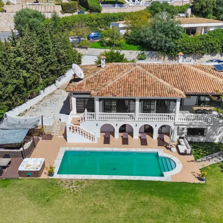Venta de villa independiente en Mijas