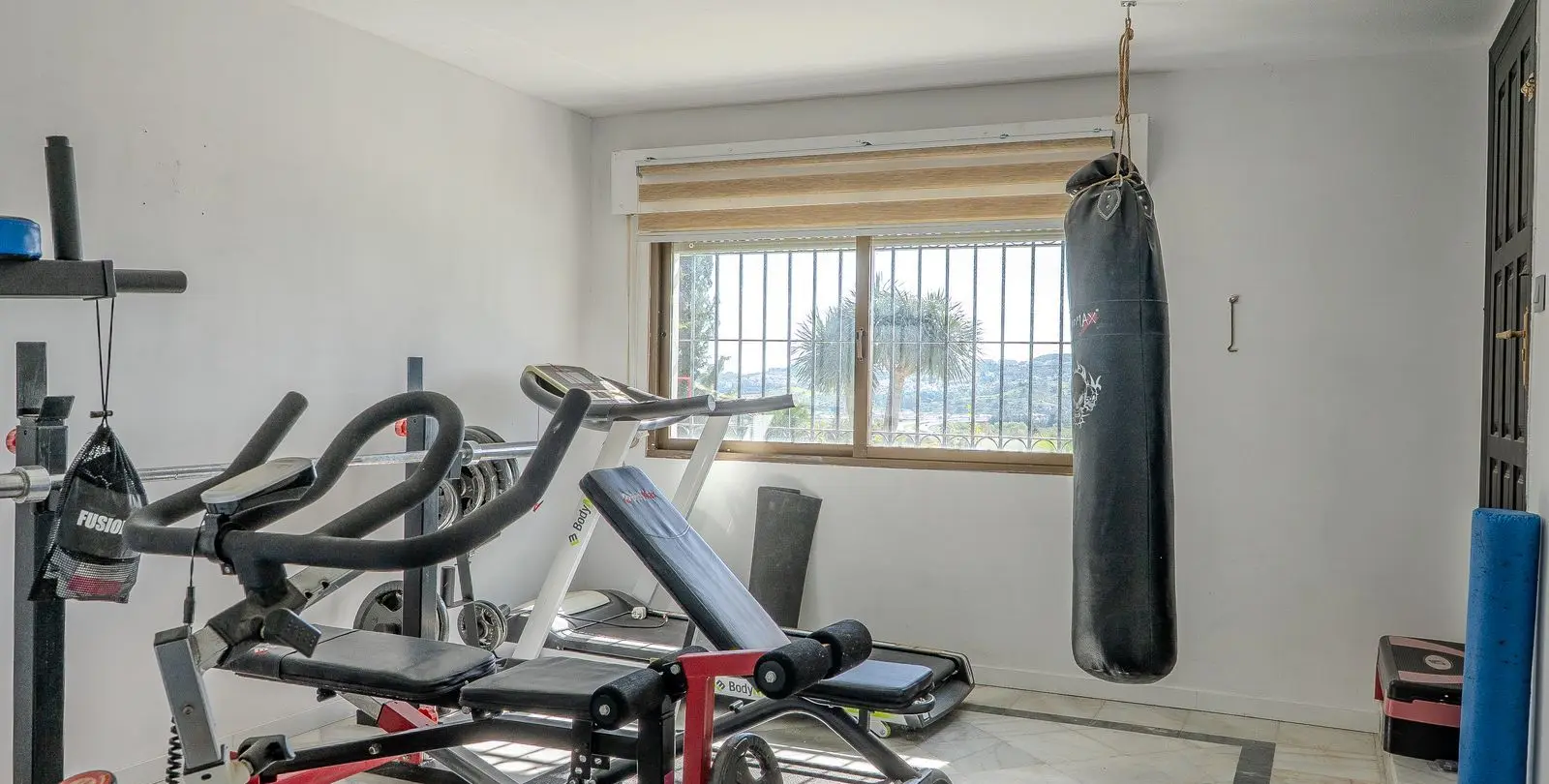 Sale of detached villa in Mijas 28