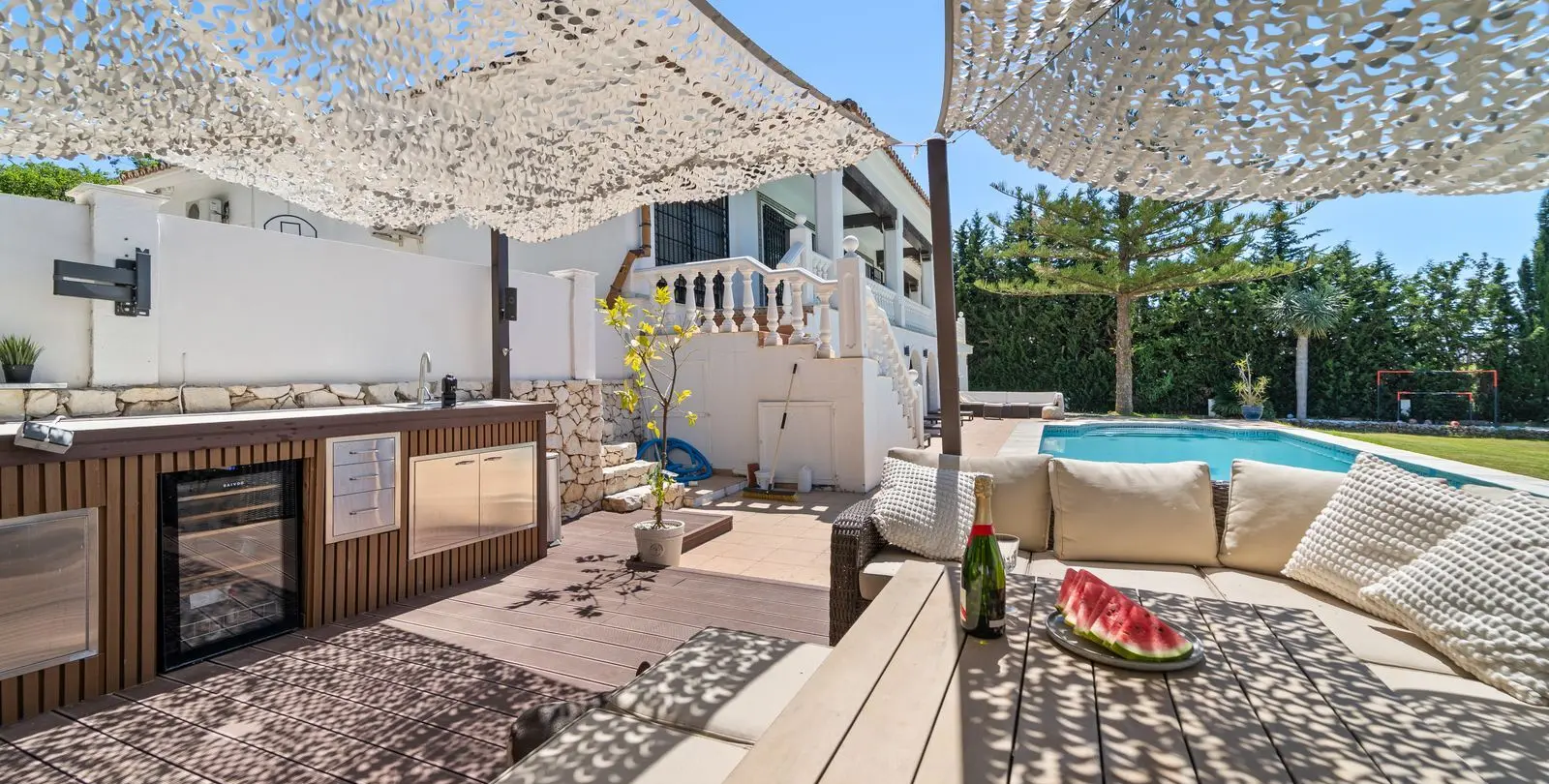 Sale of detached villa in Mijas 32