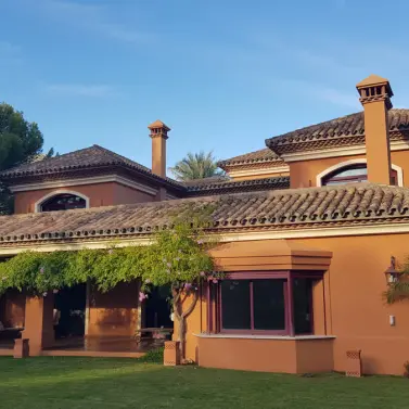 Sale of detached villa in Sierra Blanca
