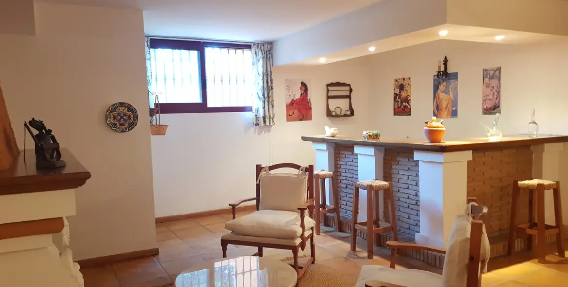 Продажа  отдельно стоящей виллы в Sierra Blanca 44