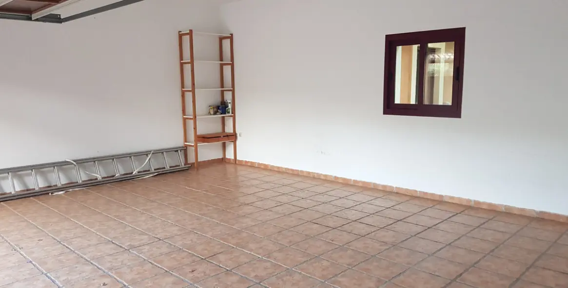 Продажа  отдельно стоящей виллы в Sierra Blanca 46