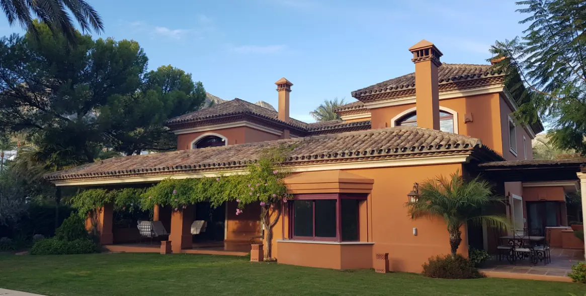 Продажа  отдельно стоящей виллы в Sierra Blanca 48