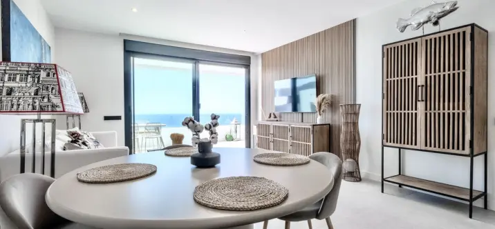 Долгосрочная аренда апартаментов на среднем этаже в Altos de los Monteros 0