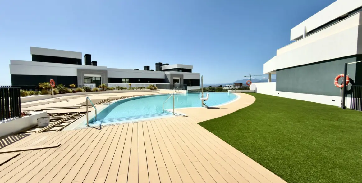 Долгосрочная аренда апартаментов на среднем этаже в Altos de los Monteros 4