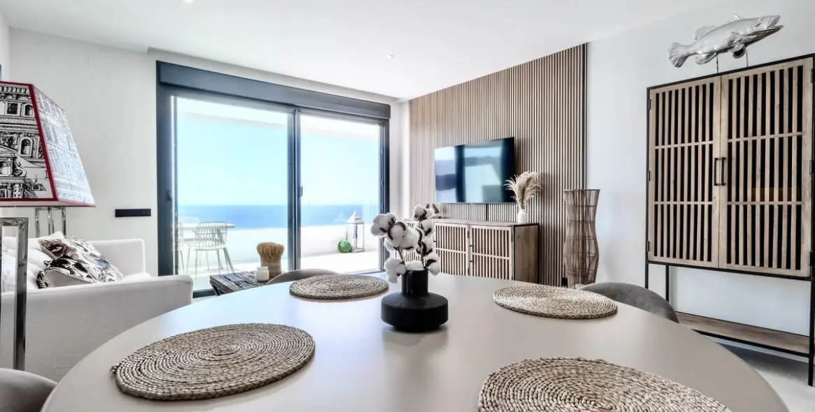 Долгосрочная аренда апартаментов на среднем этаже в Altos de los Monteros 5