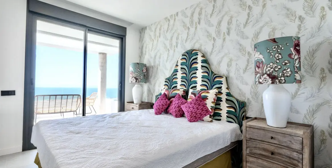 Долгосрочная аренда апартаментов на среднем этаже в Altos de los Monteros 6