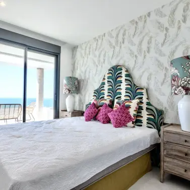 Долгосрочная аренда апартаментов на среднем этаже в Altos de los Monteros