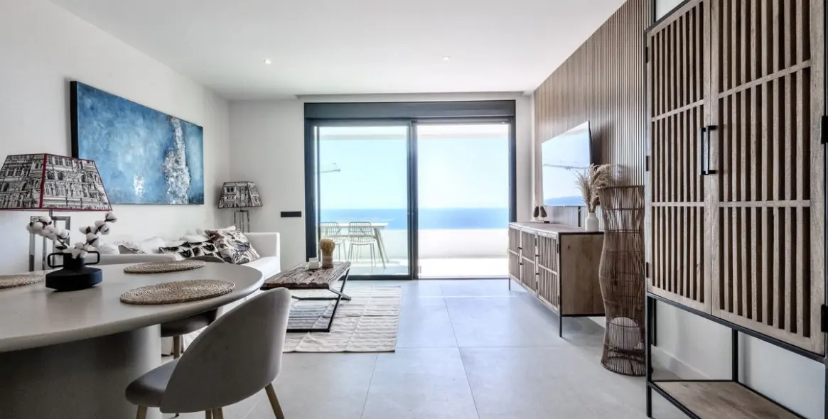 Долгосрочная аренда апартаментов на среднем этаже в Altos de los Monteros 23