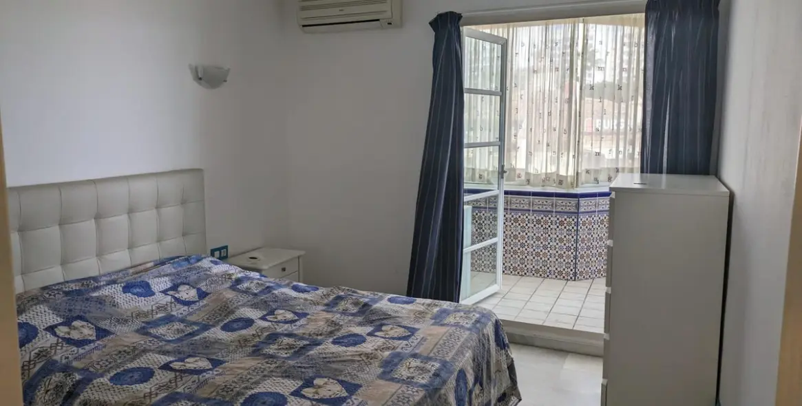 Sale of middle floor apartment in Benalmadena 6