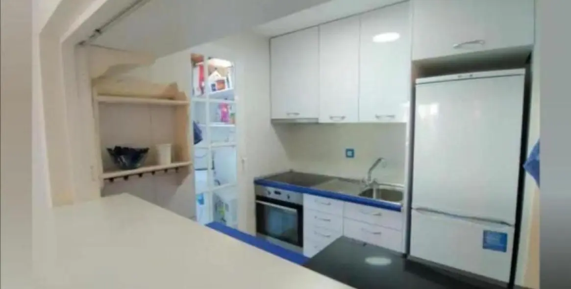 Sale of middle floor apartment in Benalmadena 10