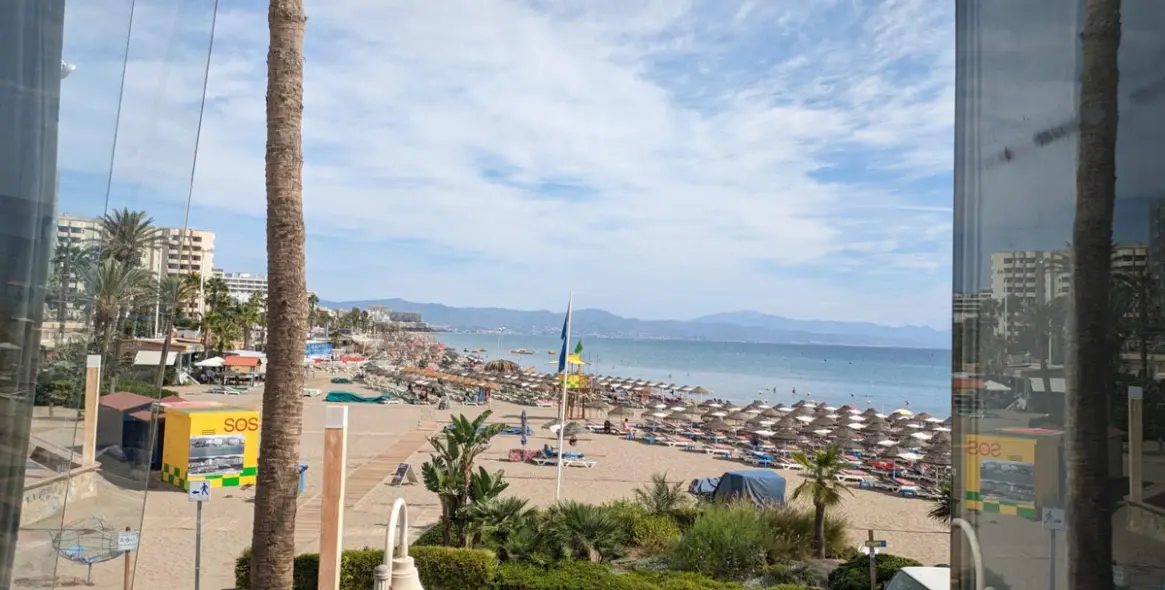 Sale of middle floor apartment in Benalmadena 14