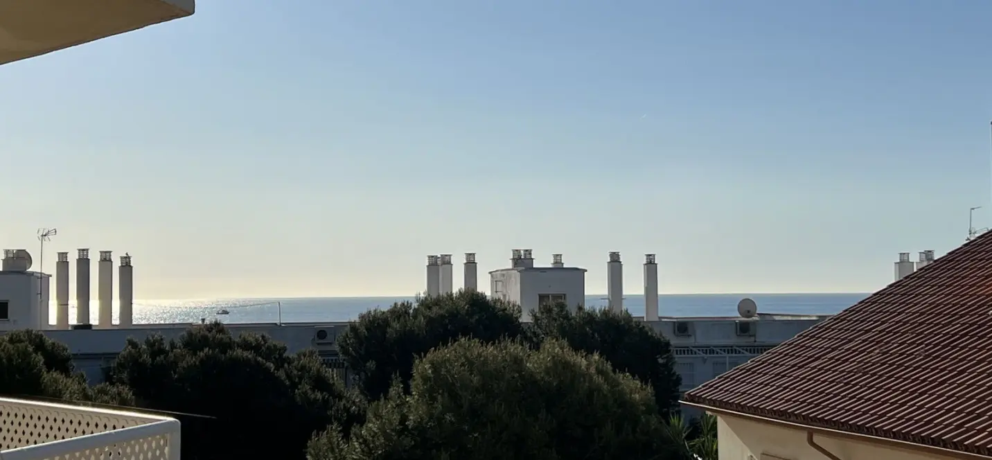Venta de apartamento en planta media en Torremolinos 0