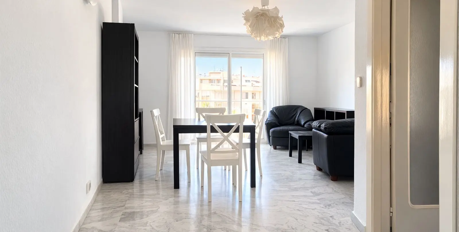 Sale of middle floor apartment in Torremolinos 10