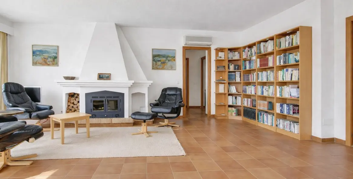 Sale of ground floor apartment in Istán 2