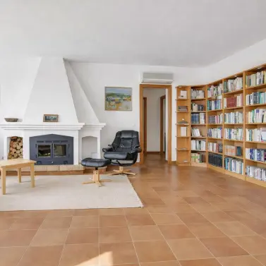 Sale of ground floor apartment in Istán