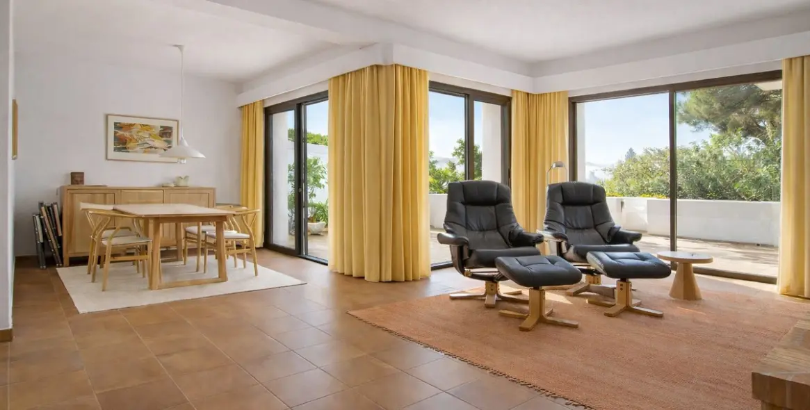 Sale of ground floor apartment in Istán 5