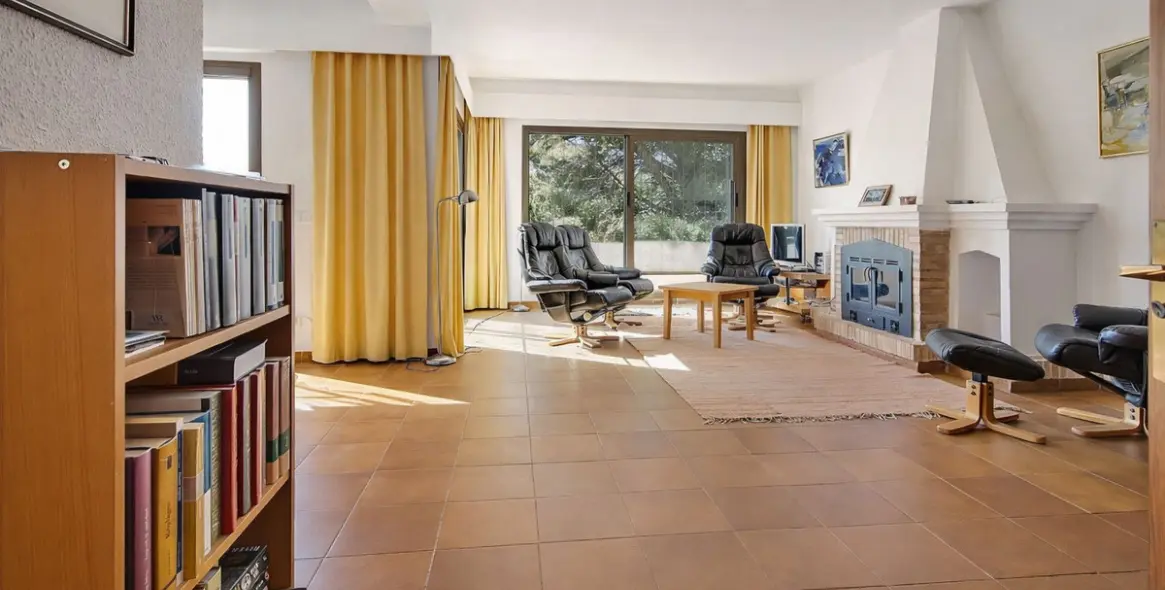 Sale of ground floor apartment in Istán 9