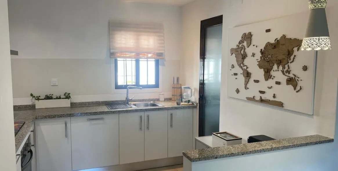 Sale of ground floor apartment in Marbella 5