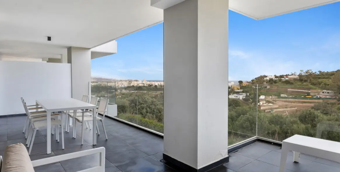 Venta de apartamento en planta media en Mijas 11
