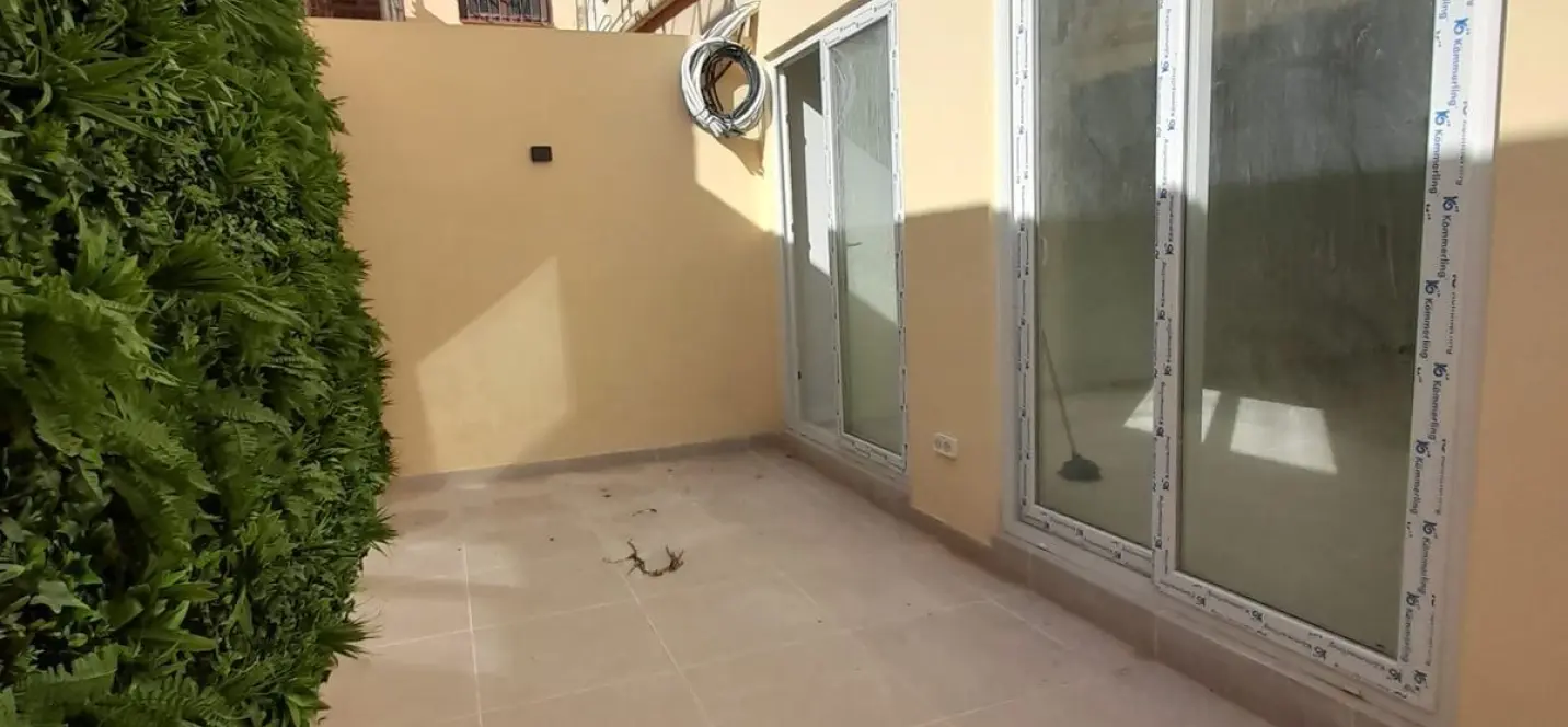 Sale of ground floor apartment in Málaga 3