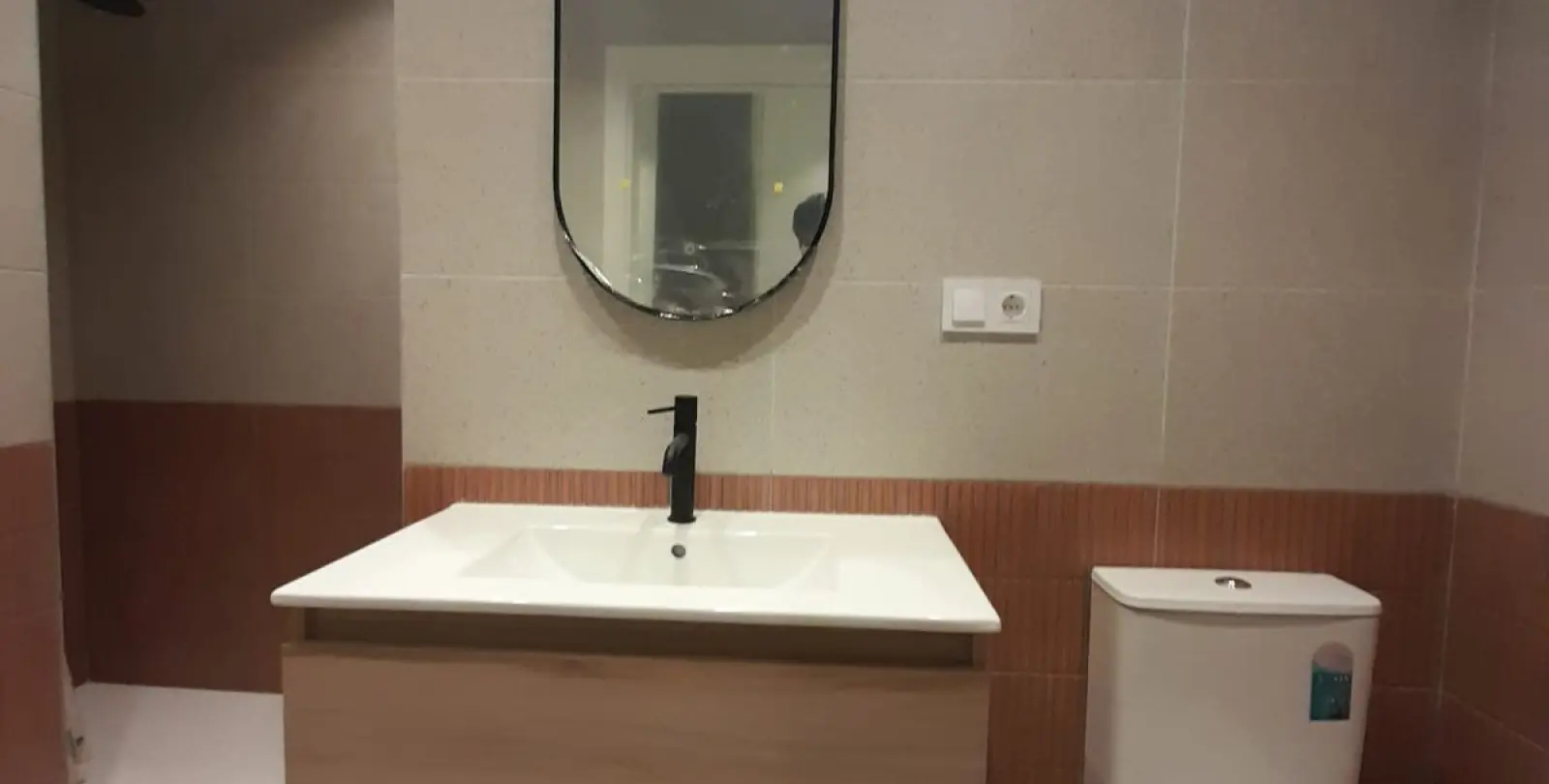Sale of ground floor apartment in Málaga 10