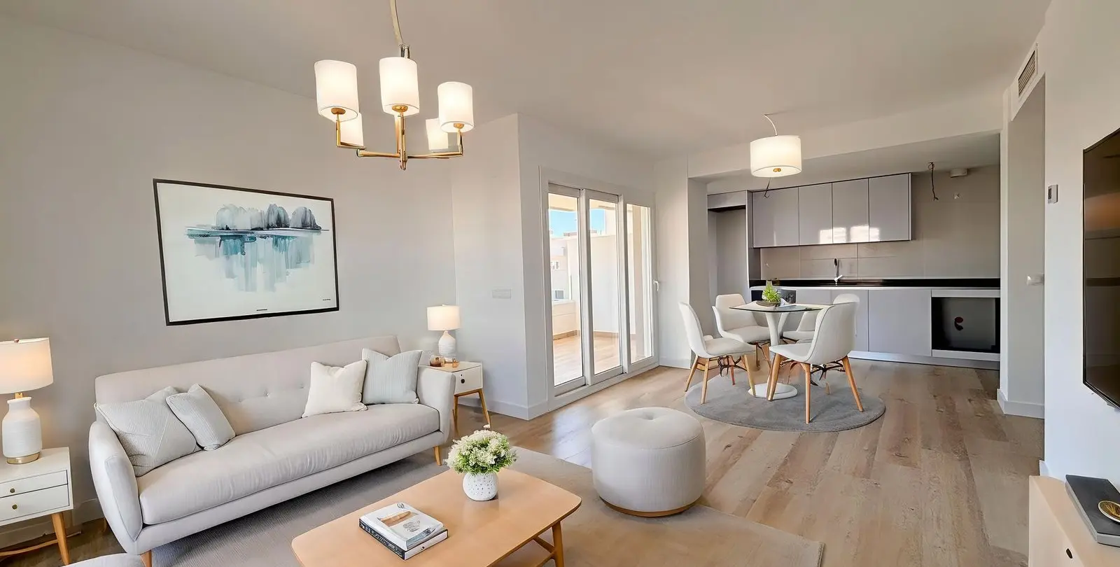 Sale of middle floor apartment in Nueva Andalucía 1