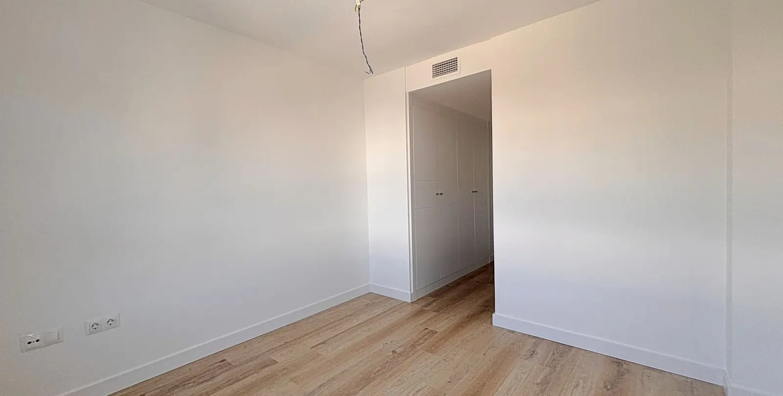Sale of middle floor apartment in Nueva Andalucía 18