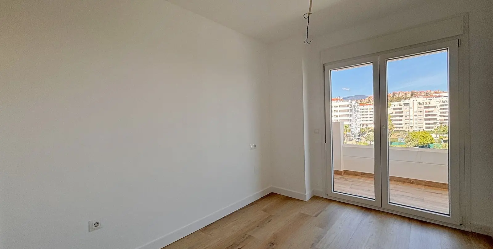 Sale of middle floor apartment in Nueva Andalucía 22