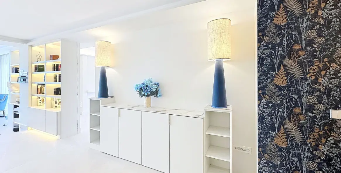 Sale of middle floor apartment in Estepona 14