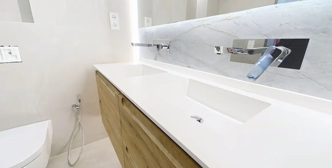 Sale of middle floor apartment in Estepona 20