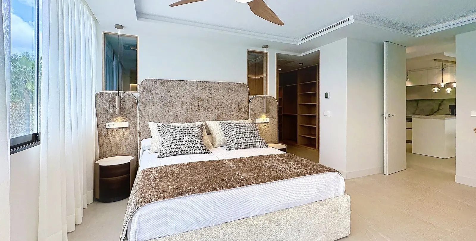 Продажа апартаментов на среднем этаже в Estepona 1