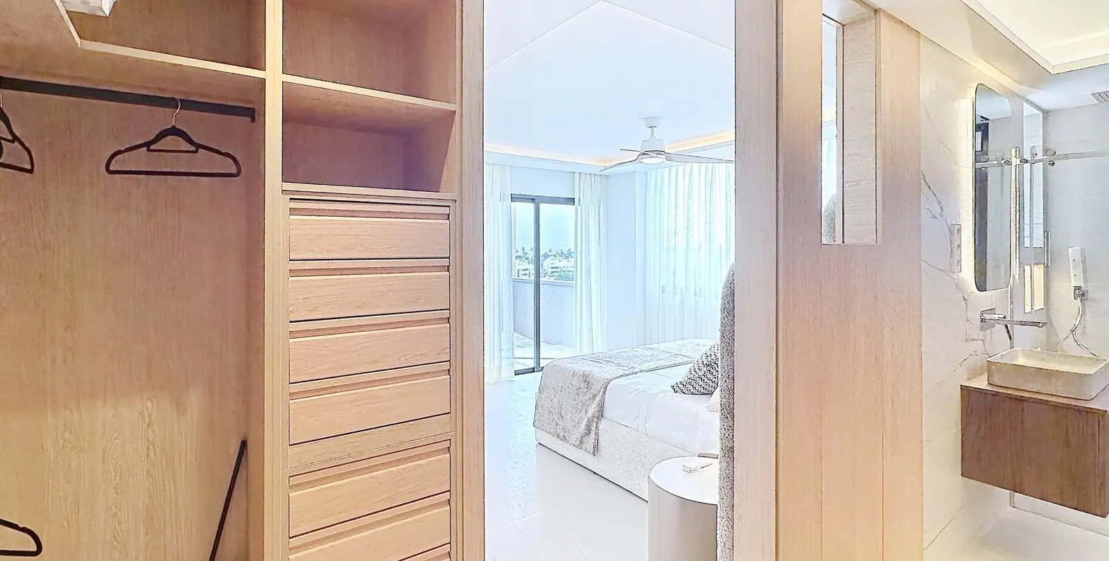 Продажа апартаментов на среднем этаже в Estepona 8