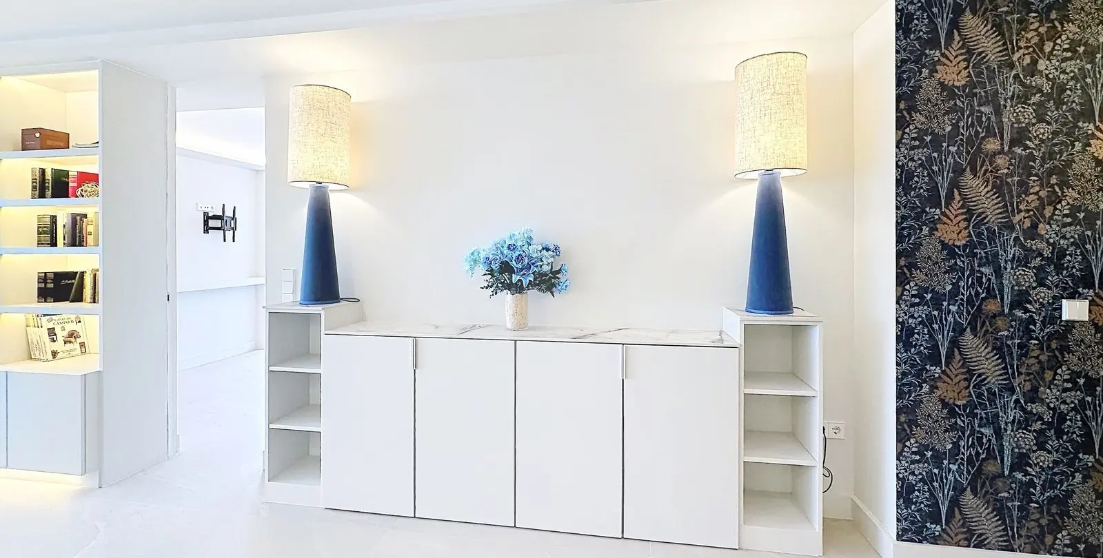 Продажа апартаментов на среднем этаже в Estepona 15