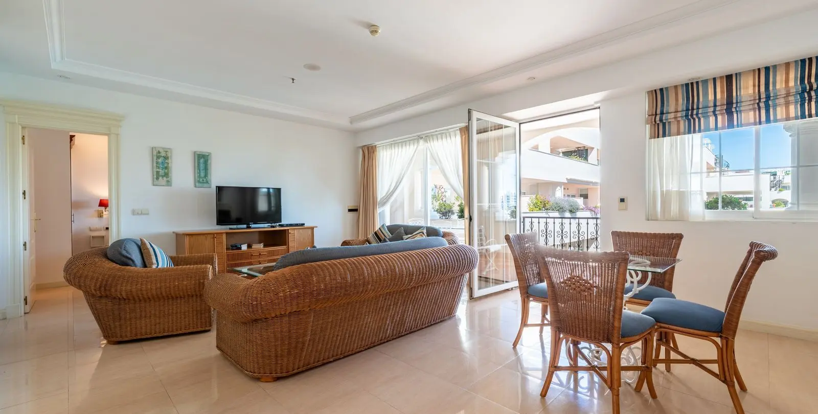 Продажа апартаментов на среднем этаже в Marbella 4