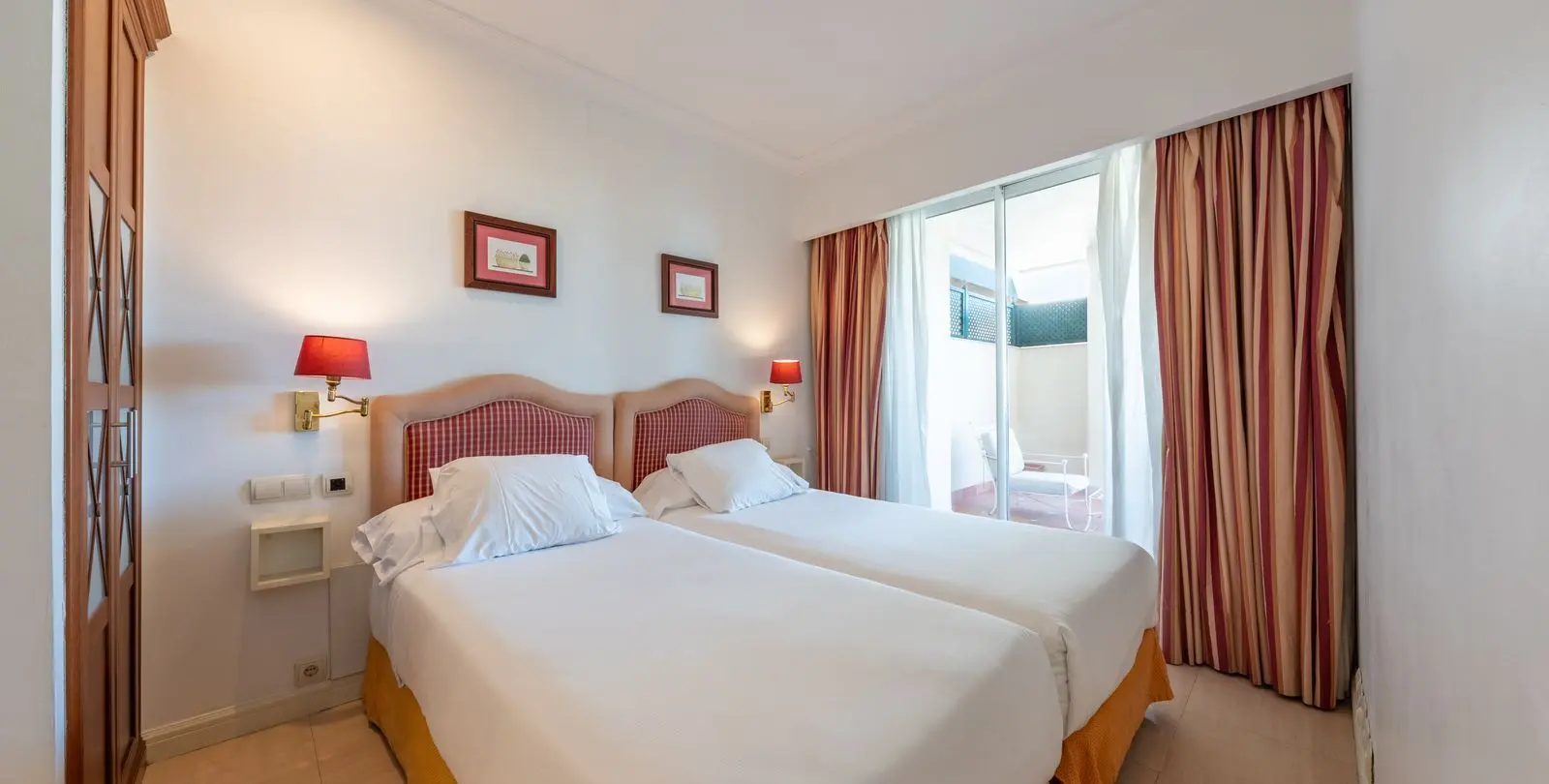 Продажа апартаментов на среднем этаже в Marbella 14