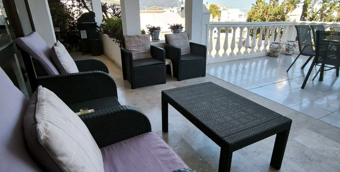 Sale of detached villa in Cerros del Aguila 54