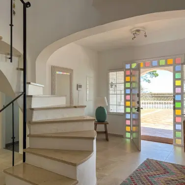 Продажа  отдельно стоящей виллы в Estepona