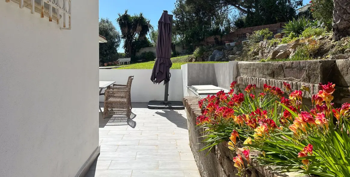 Sale of detached villa in Estepona 40