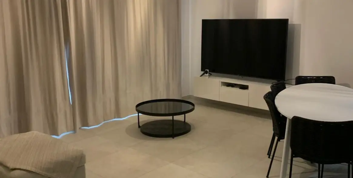 Sale of ground floor apartment in La Quinta 10