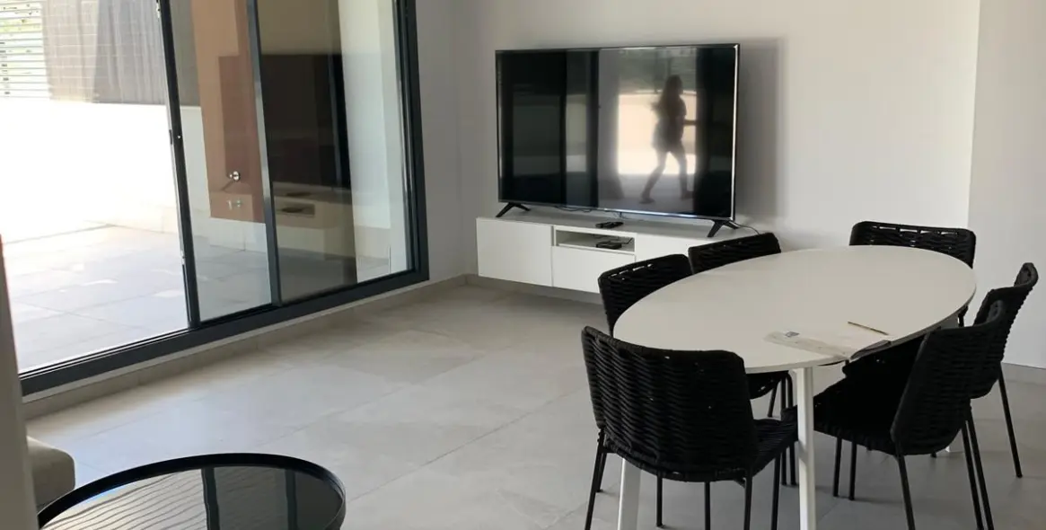 Sale of ground floor apartment in La Quinta 16