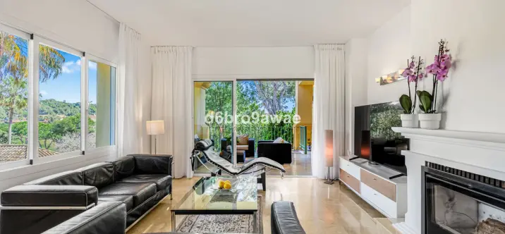 Venta de adosado en Río Real 4