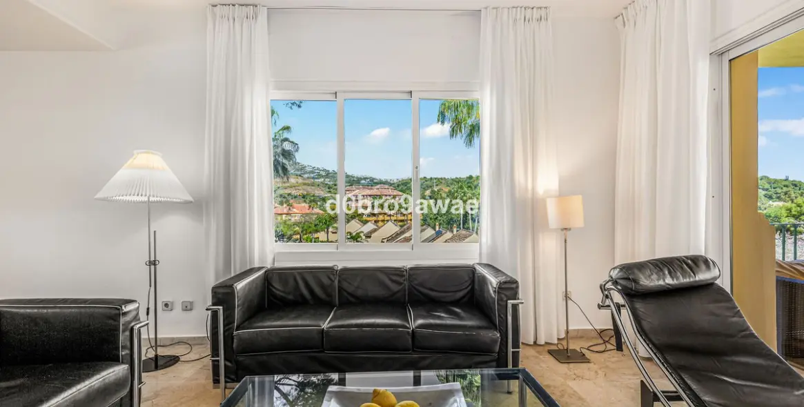 Venta de adosado en Río Real 8